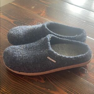 Giesswein Women’s Merino Wool Clog Shoes Navy Blue